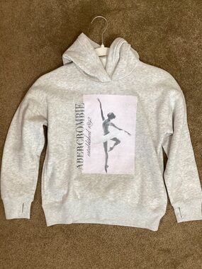 Abercrombie Girl 7 8 Light Gray Ballet Hoodie with Ballerina Dancer pink Graphic